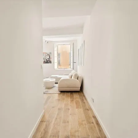 Charming Appt- Ac- 1br 2p - Centre St Tropez דירה *